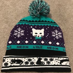 NWOT Cat Print Winter Pom Beanie